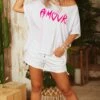 T-Shirt Solene Oversize Blanc Amour Rose Fluo -Vêtements Soldes 2024 1048e172 02ff 4366 b7a8 1d506a6ee5a2 facetune 15 03 2023 09 18 07