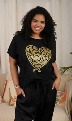 T-Shirt Solene Oversize Noir Heart Arrow Or 11 T-Shirt Solene Oversize Noir Heart Arrow Or -Vêtements Soldes 2024 5372ef1d 6b6f 4f17 97bb 1cfa35f3b4fa