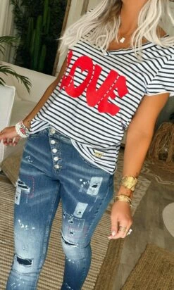 T-Shirt Magda Blanc Marinière Bleu Love Rouge -Vêtements Soldes 2024 5ed4f7cf c8a0 4a4c b26b 26e4bec21029