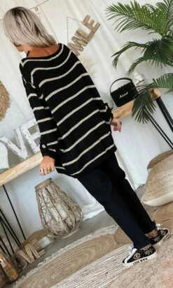 Pull Mika Oversize Noir Marinière Or 11 Pull Mika Oversize Noir Marinière Or -Vêtements Soldes 2024 a45e3385 fa74 4473 bc7e 7bcc4f069071