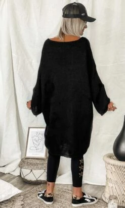 Petite Robe Pull Mady Oversize Noir Hearts Or 10 Petite Robe Pull Mady Oversize Noir Hearts Or -Vêtements Soldes 2024 b475f3a7 7513 4f0d 8c2c b4c4c1303898