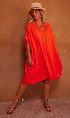 Petite Robe Chemise Sherine Oversize Orange -Vêtements Soldes 2024 b9374018 18db 4613 ad4b f3ff95741a10 facetune 17 07 2023 10 08 35