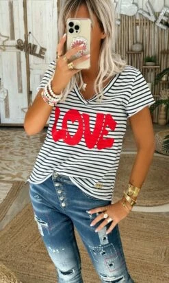 T-Shirt Magda Blanc Marinière Bleu Love Rouge -Vêtements Soldes 2024 b9750664 238c 4c1d 9602 a295b29f482b