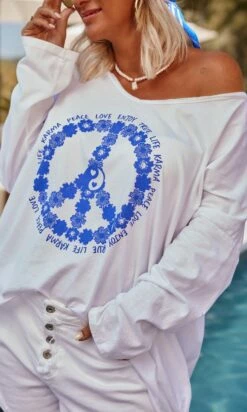T-Shirt Clay ML Blanc Flower Peace Bleu Electrique 12 T-Shirt Clay ML Blanc Flower Peace Bleu Electrique -Vêtements Soldes 2024 f946c9b9 7d42 469d b4bb bb3a2ae35b0c facetune 17 07 2023 11 11 50