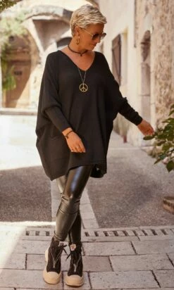 Pull Nestor Oversize Noir -Vêtements Soldes 2024 facetune 01 09 2023 15 37 10