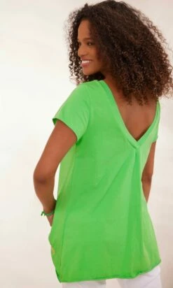 T-Shirt Quentin MC Vert Brésil -Vêtements Soldes 2024 facetune 02 02 2024 10 27 05