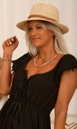 Robe Anaïs Noir -Vêtements Soldes 2024 facetune 02 11 2023 09 35 46