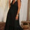 Robe Aure Broderie Noir -Vêtements Soldes 2024 facetune 03 11 2023 09 19 14