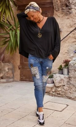 T-Shirt Essentiel Marius Oversize Noir -Vêtements Soldes 2024 facetune 04 09 2023 11 23 04