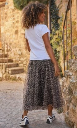 T-Shirt Magda Blanc The Best Skull Noir -Vêtements Soldes 2024 facetune 04 10 2023 12 03 35