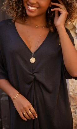 Robe Meg Maille Doudou Noir -Vêtements Soldes 2024 facetune 04 10 2023 12 17 00