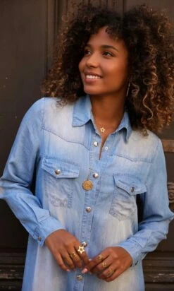 Robe Cameron Jean's Used Denim -Vêtements Soldes 2024 facetune 05 10 2023 10 34 10