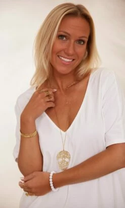 Petite Robe Yanis Ultra-Light Blanc -Vêtements Soldes 2024 facetune 06 02 2024 09 36 56