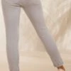 Pantalon Eddy Gris 2 Pantalon Eddy Gris -Vêtements Soldes 2024 facetune 06 02 2024 11 04 59