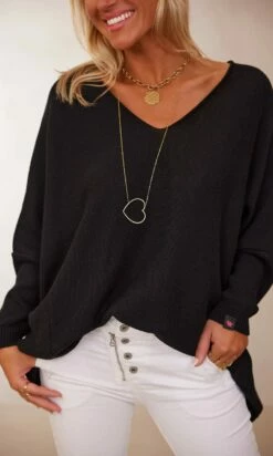 Pull Nestor Petite Maille Noir 14 Pull Nestor Petite Maille Noir -Vêtements Soldes 2024 facetune 06 02 2024 12 27 23