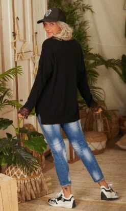 Pull Artus Noir -Vêtements Soldes 2024 facetune 06 03 2023 16 27 43