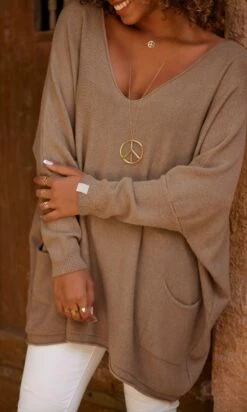 Pull Nestor Oversize Camel -Vêtements Soldes 2024 facetune 06 09 2023 14 19 42