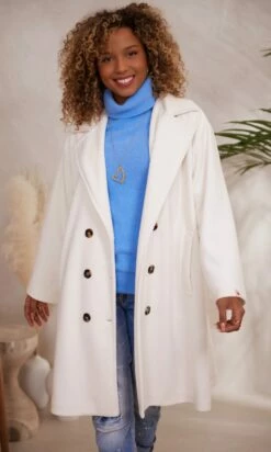 Pull Basic Col Roulé Bleu Jean 13 Pull Basic Col Roulé Bleu Jean -Vêtements Soldes 2024 facetune 06 12 2023 10 57 21