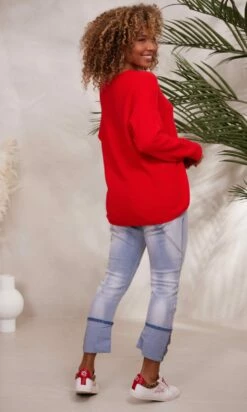 Pull Ryan Rouge -Vêtements Soldes 2024 facetune 06 12 2023 16 49 04