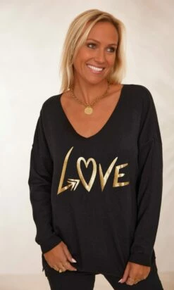 Pull Loyd Noir Love Or -Vêtements Soldes 2024 facetune 07 02 2024 15 54 09
