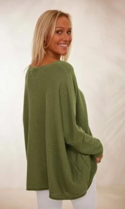 Pull Nestor Petite Maille Kaki -Vêtements Soldes 2024 facetune 07 02 2024 16 40 51