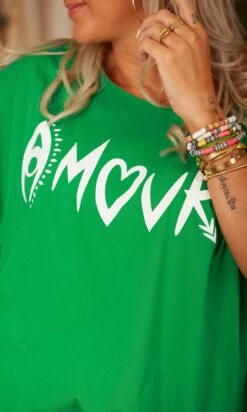 T-Shirt Solene Oversize Vert Brésil Amour Blanc -Vêtements Soldes 2024 facetune 07 03 2023 10 59 40