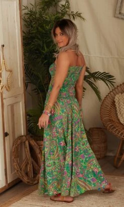 Jupon Ayron Vert Brésil Cachemire Flower -Vêtements Soldes 2024 facetune 08 02 2023 14 45 20 1