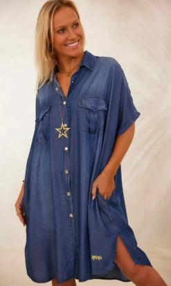 Petite Robe Molly Jean's Used Brut -Vêtements Soldes 2024 facetune 08 02 2024 11 20 56