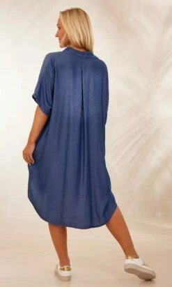 Petite Robe Molly Jean's Used Brut -Vêtements Soldes 2024 facetune 08 02 2024 11 25 49