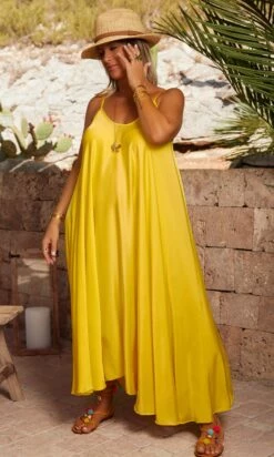Robe Kimy Jaune 14 Robe Kimy Jaune -Vêtements Soldes 2024 facetune 08 08 2023 14 32 13