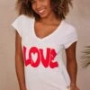 T-Shirt Magda Blanc Love Rouge -Vêtements Soldes 2024 facetune 08 09 2023 12 17 49