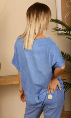 T-Shirt Solene Oversize Bleu Jean Amour Blanc -Vêtements Soldes 2024 facetune 09 05 2023 09 44 51