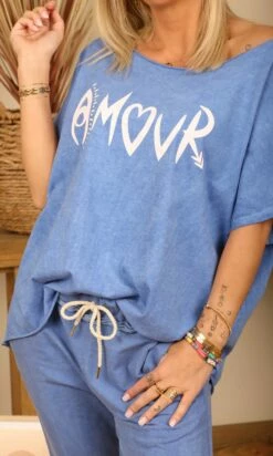 T-Shirt Solene Oversize Bleu Jean Amour Blanc -Vêtements Soldes 2024 facetune 09 05 2023 09 47 01