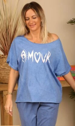 T-Shirt Solene Oversize Bleu Jean Amour Blanc -Vêtements Soldes 2024 facetune 09 05 2023 09 50 01