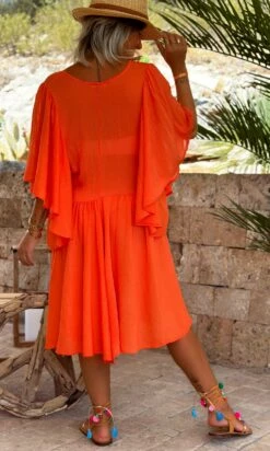 Petite Robe De Plage Kristy Orange 14 Petite Robe De Plage Kristy Orange -Vêtements Soldes 2024 facetune 09 08 2023 09 00 51