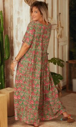 Robe Irina MC Vert Brésil Lovely Corazon Rose -Vêtements Soldes 2024 facetune 10 03 2023 11 00 10