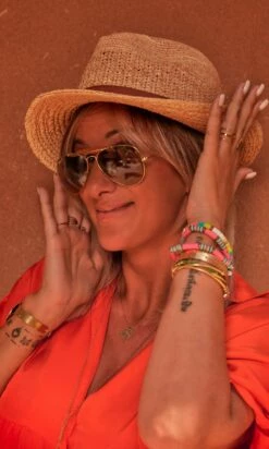 Robe Valène Satin Orange -Vêtements Soldes 2024 facetune 10 07 2023 14 38 37