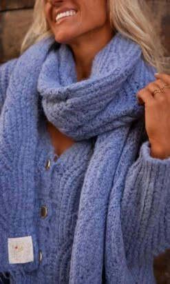 Gilet Nell Bleu Jean -Vêtements Soldes 2024 facetune 10 10 2023 11 07 31 1