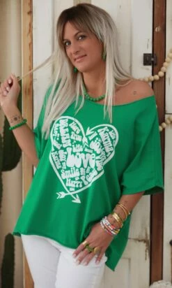 T-Shirt Solene Oversize Vert Brésil Heart Arrow Blanc -Vêtements Soldes 2024 facetune 11 01 2023 12 01 06 1