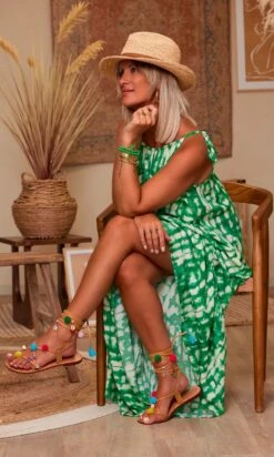 Robe Nayana Vert Brésil Damiera -Vêtements Soldes 2024 facetune 11 07 2023 09 08 31