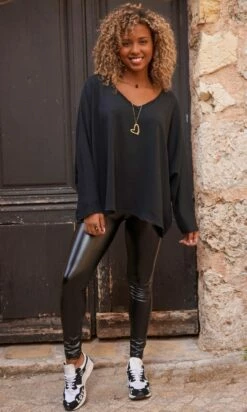 Sweat Fin Logan Noir Angel Love Blanc -Vêtements Soldes 2024 facetune 12 10 2023 11 46 53 1