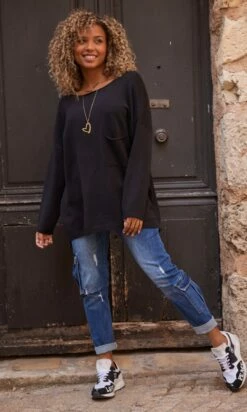 Pull Floyd Noir 12 Pull Floyd Noir -Vêtements Soldes 2024 facetune 12 10 2023 12 53 12