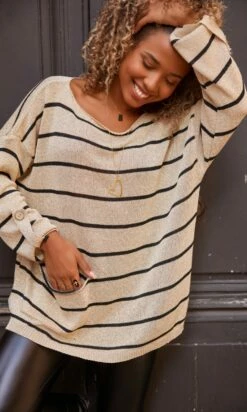 Pull Mika Oversize Doré Irisé Marinière Noir -Vêtements Soldes 2024 facetune 12 10 2023 14 32 13