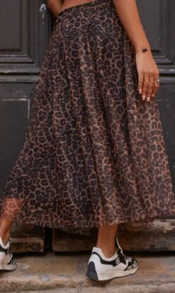 Jupon Olympe Camel Léopard -Vêtements Soldes 2024 facetune 12 10 2023 15 13 50