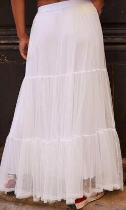 Jupon Stan Blanc -Vêtements Soldes 2024 facetune 12 10 2023 16 47 49