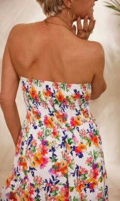 Robe Juliana Blanc Spring Shine -Vêtements Soldes 2024 facetune 13 02 2024 11 47 39