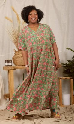 Robe Irina MC Vert Brésil Lovely Corazon Rose -Vêtements Soldes 2024 facetune 13 04 2023 14 29 04