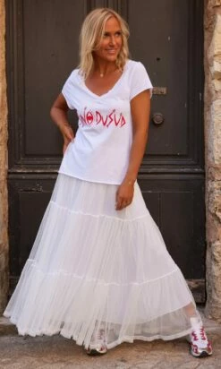 Jupon Stan Blanc -Vêtements Soldes 2024 facetune 13 10 2023 09 23 14 1