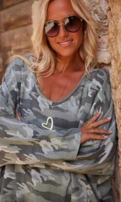 Sweat Fin Logan Kaki Camouflage Angel Love Rose Fluo -Vêtements Soldes 2024 facetune 13 10 2023 11 37 42