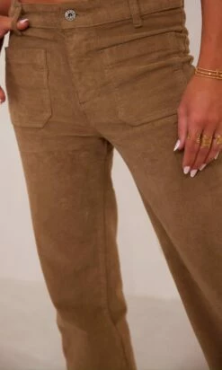 Pantalon Jovan Velours Camel -Vêtements Soldes 2024 facetune 13 11 2023 20 26 38